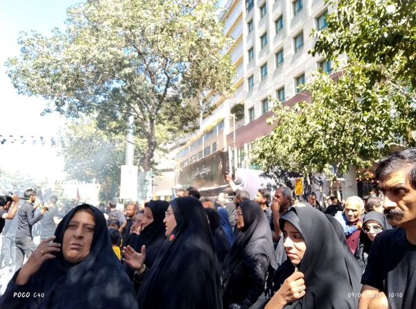 پیاده‌روی زائران بارگاه ملکوتی آقا علی‌بن‌موسی رضا (ع)