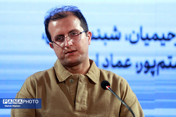 نشست نقد و بررسی فیلم «قمارباز» در چهل و چهارمین جشنواره ملی فیلم فجر