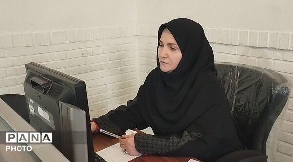 بازدید از دبیرخانه استانی چهل‌وچهارمین جشنواره فرهنگی و هنری دانش آموزان خراسان رضوی
