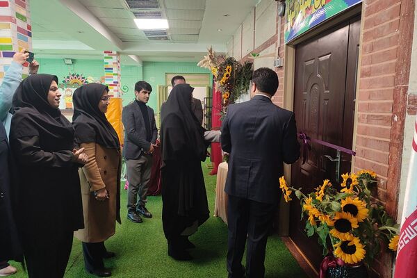 افتتاح اتاق پژوهش در دبستان نیلوفر رفیعی ناحیه دو شهرری 