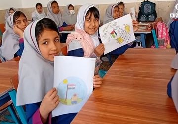 ویژه‌برنامه دفاع از کودکان مظلوم غزه در دبستان نجم الثاقب