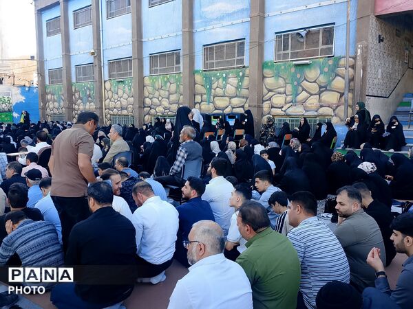 مراسم طلب آمرزش در روز عرفه، از زبان امام حسین «ع» در شهر امیریه
