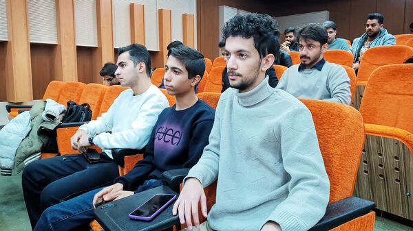 برگزاری محفل شعر در دانشگاه یاسوج