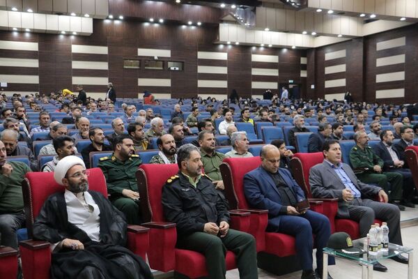 همایش فرماندهان ادوار بسیج ملارد