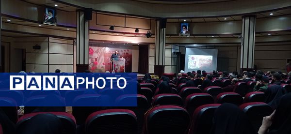 گردهمایی و تقدیر از خادمین شهدا در اداره اوقاف اسلامشهر 