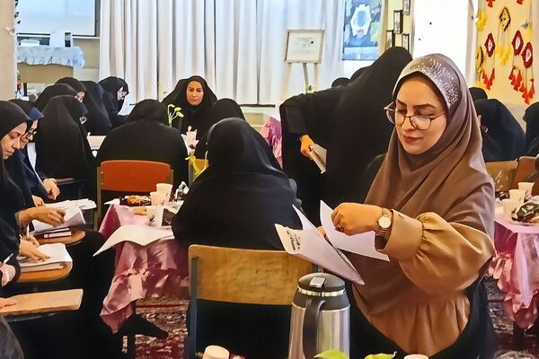 جلسات هم اندیشی مدیران در راستای تراز شدن مدارس شهرری