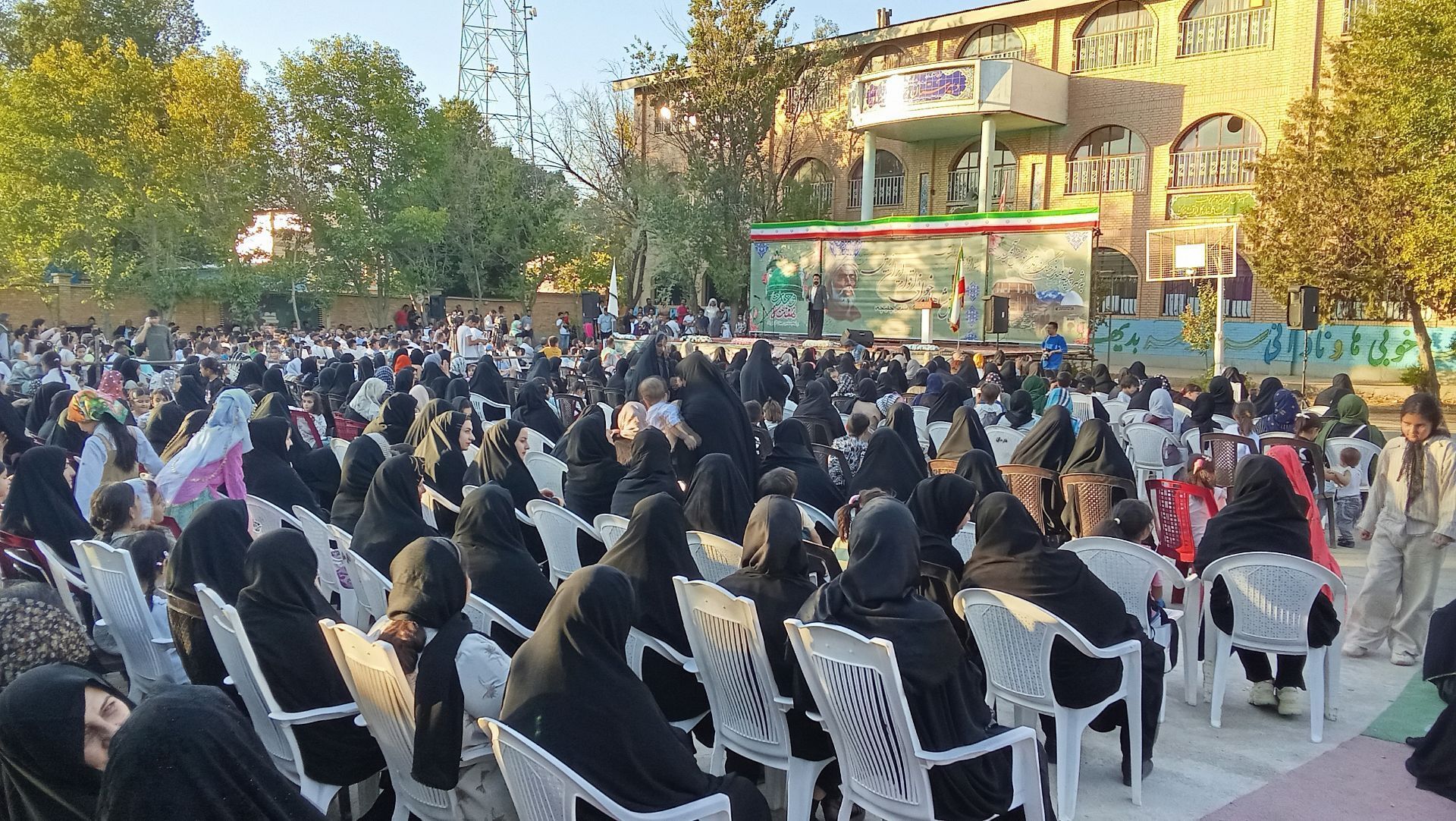 همایش شاهنامه‌خوانی اقوام ایران زمین
