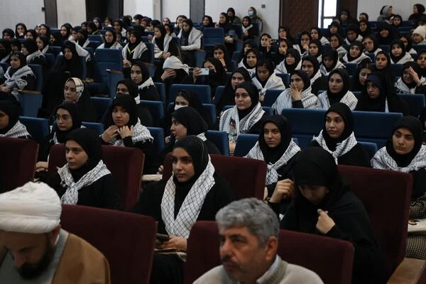 اعزام دانش‌آموزان منطقه کهریزک به اردوی راهیان نور