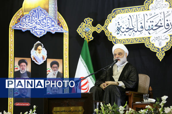 بزرگداشت شهدای خدمت با حضور خادمیاران رضوی در قم