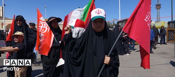 بغض گلوگیر ملت در آخرین دیدار با امام شهید