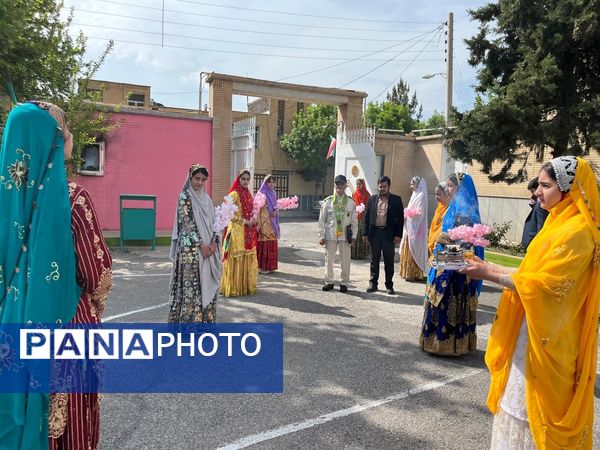  بازدید ارزیاب تخصصی سازمان دانش‌آموزی از فعالیت‌های مدارس تشکیلاتی سازمان دانش‌آموزی مناطق ۱۷ گانه استان چهارمحال وبختیاری