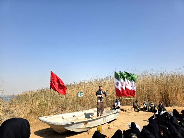 سفر معنوی راهیان نور دانش‌آموزان دبیرستان دخترانه خلیلی یزد