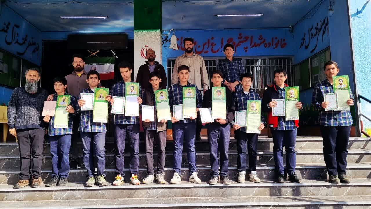 تجلیل از برگزیدگان زندگی‌نامه نویسی شهدا، در اندیشه شاهد