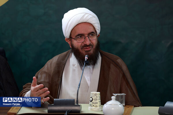 آیین تجلیل از برگزیدگان طرح ملی صبح رویش