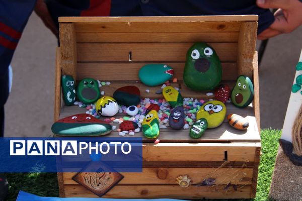 جشنواره دانش‌آموزی «کوک به کوک، حال خوب» در دبستان عطایی‌فرد