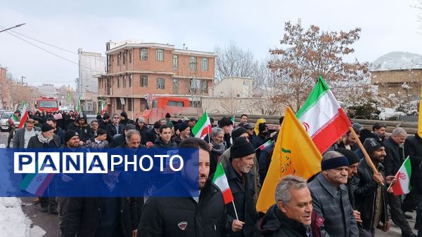 حضور گسترده مردم شهر توره در راهپیمایی۲۲ بهمن، تجلی اتحاد و ایستادگی