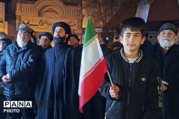 راهپیمایی عظیم مردم فیروزکوه بر علیه آمریکا و اسرائیل جنایتکار برای خون‌خواهی رهبر معظم انقلاب‌اسلامی
