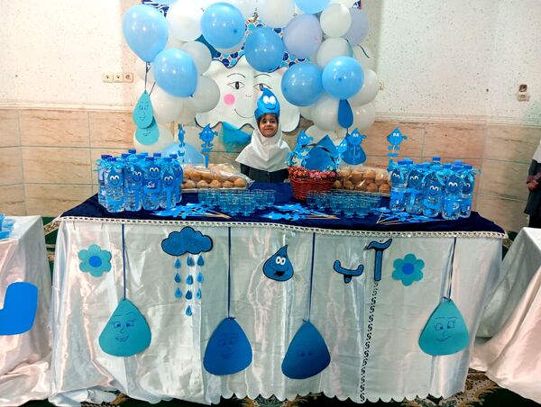 جشن آب در دبستان دخترانه نرجس یک 