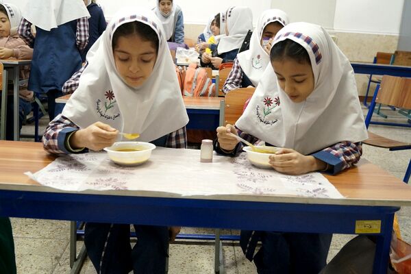 گرامیداشت شهادت حضرت زینب(س)بانوی دو عالم در مدرسه شهدای ۱۵خرداد قرچک