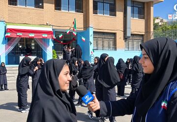 جشن آغاز فصلی تازه در سال تحصیلی جدید برای ورودی‌های پایه هفتم دبیرستان نبوت 