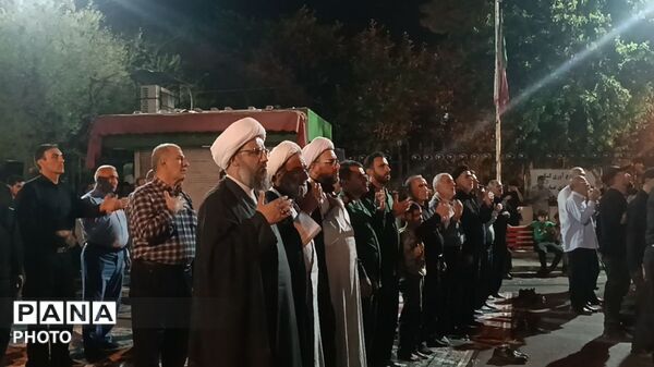 فریاد حمایت از ایران در میدان همچنان استوارتر پلدختر