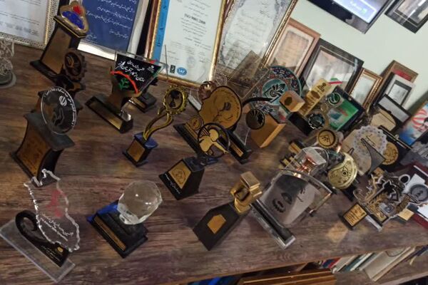 بازدید دانش‌آموزان منتخب لیگ کوک شو از کارخانه پتک شیراز