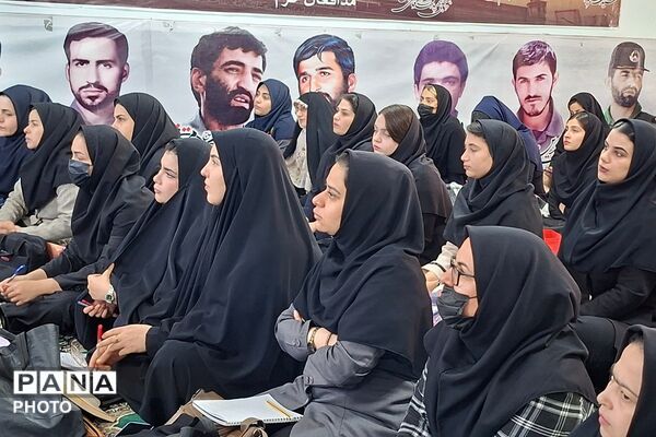 کارگاه توانمندسازی مربیان کودکستان‌های شهرستان قرچک