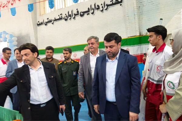 آیین افتتاحیه «میدان پویا» در قرچک