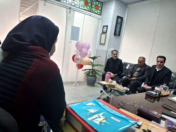 بازدید رئیس آموزش‌ و پرورش ناحیه ۲ از دبیرستان رحمت آیین یک