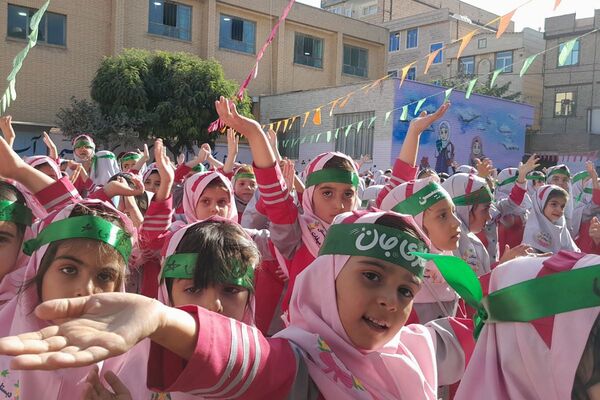 اجرای طرح مصباح الهدی در دبستان میقات بهارستان دو