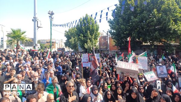 روزی که تاریخ اشک می‌ریزد؛ تشییع شکوهِ بی‌مانند رهبر شهید