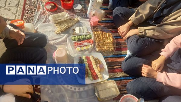 پیشتازان سلامت و نشاط در اردوی دبیرستان شهید مدرس 