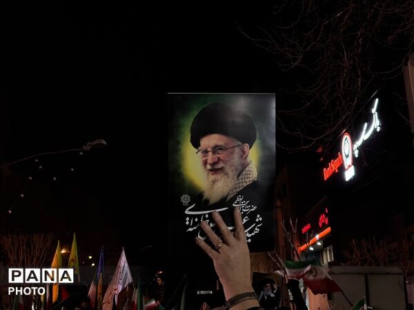 دوازدهمین شب عزاداری مردم کرج در پی شهادت رهبر  انقلاب 