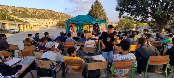 نواخته شدن زنگ مقاومت در دبیرستان مولوی یاسوج