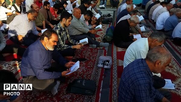 قرائت دعای عرفه در مسجد جامع  نیشابور-۲