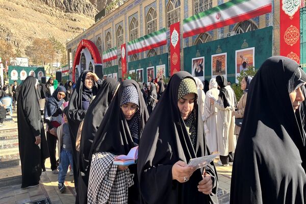 گلزار شهدای کرمان در ششمین سالگرد شهادت سردار دلها، حاج قاسم سلیمانی