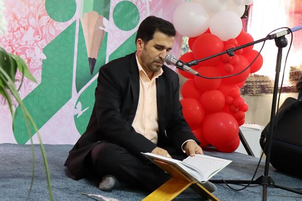 زنگ نماز با شعار «مِهر با مُهر» در مدارس سراسر شهرستان‌های استان تهران 