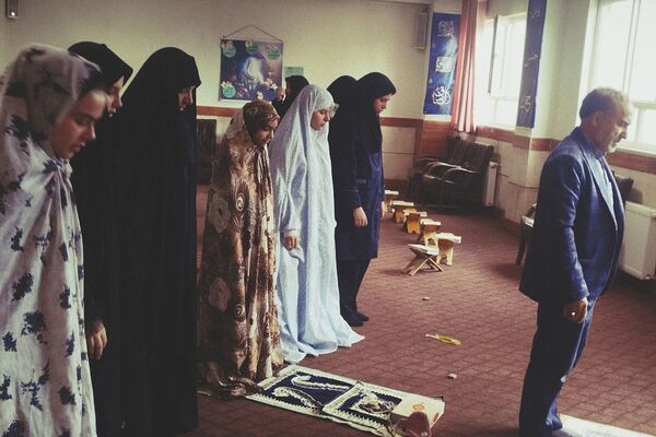 محفل نورانی قرآن کریم در مدارس کوثر ۲ و جدلی ناحیه دو شهرری 