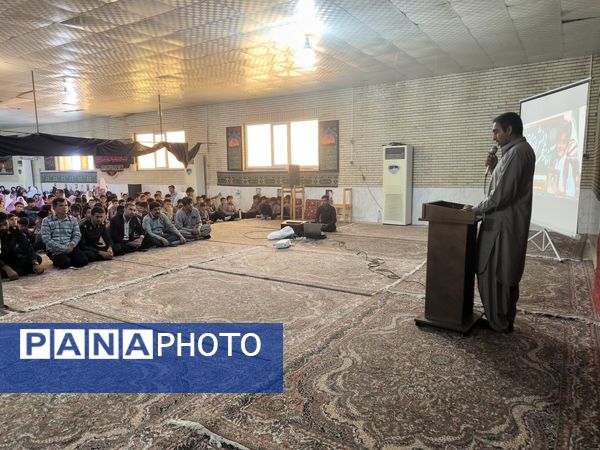 جشن آغاز سال تحصیلی و گرامیداشت هفته دفاع مقدس در حسینیه سیدالشهداء روستای مزرعه شهید بهشتی