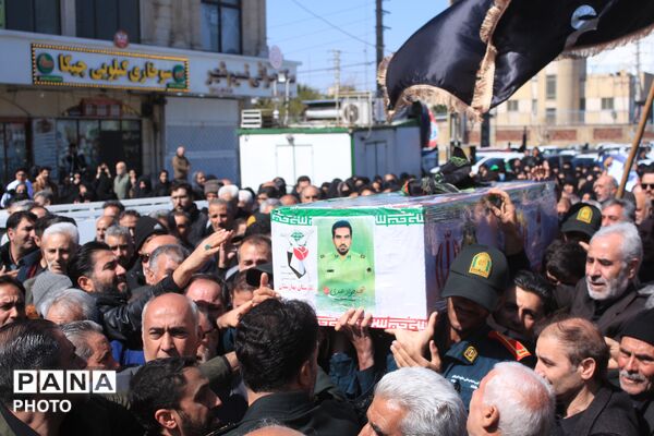 تشییع پیکر شهید سرگرد «جواد عبدی» در حملات آمریکایی - صهیونی