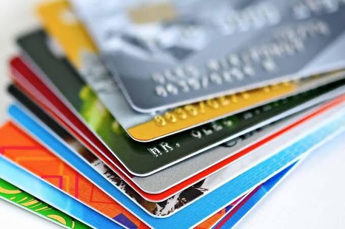 کارت‌های بانکی تاریخ گذشته، خودکار تمدید می‌شوند
