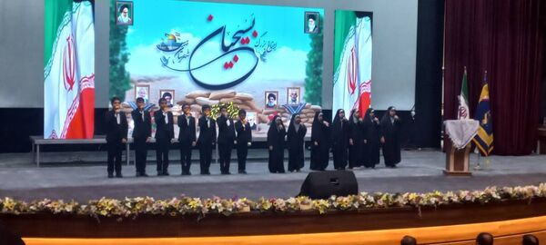 اجتماع بسیجیان شهرستان قدس در سالن باغ ملی