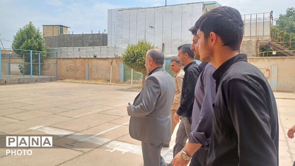 بازدید فرمانده سپاه پاسداران کوهدشت ازاجرای طرح شهید عجمیان در مدرسه معرفت شهرستان کوهدشت