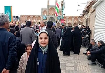 ضربان تاریخ در رگ‌های خیابان؛ از گام نخست کودک تا پرواز یک ملت