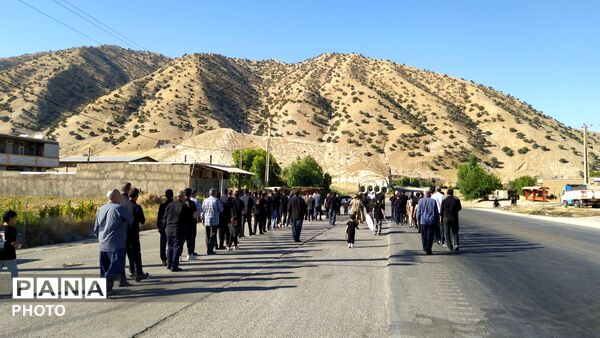 برگزاری آیین‌های عزاداری و مراسم زیارت اهل قبور در روستای مورانی