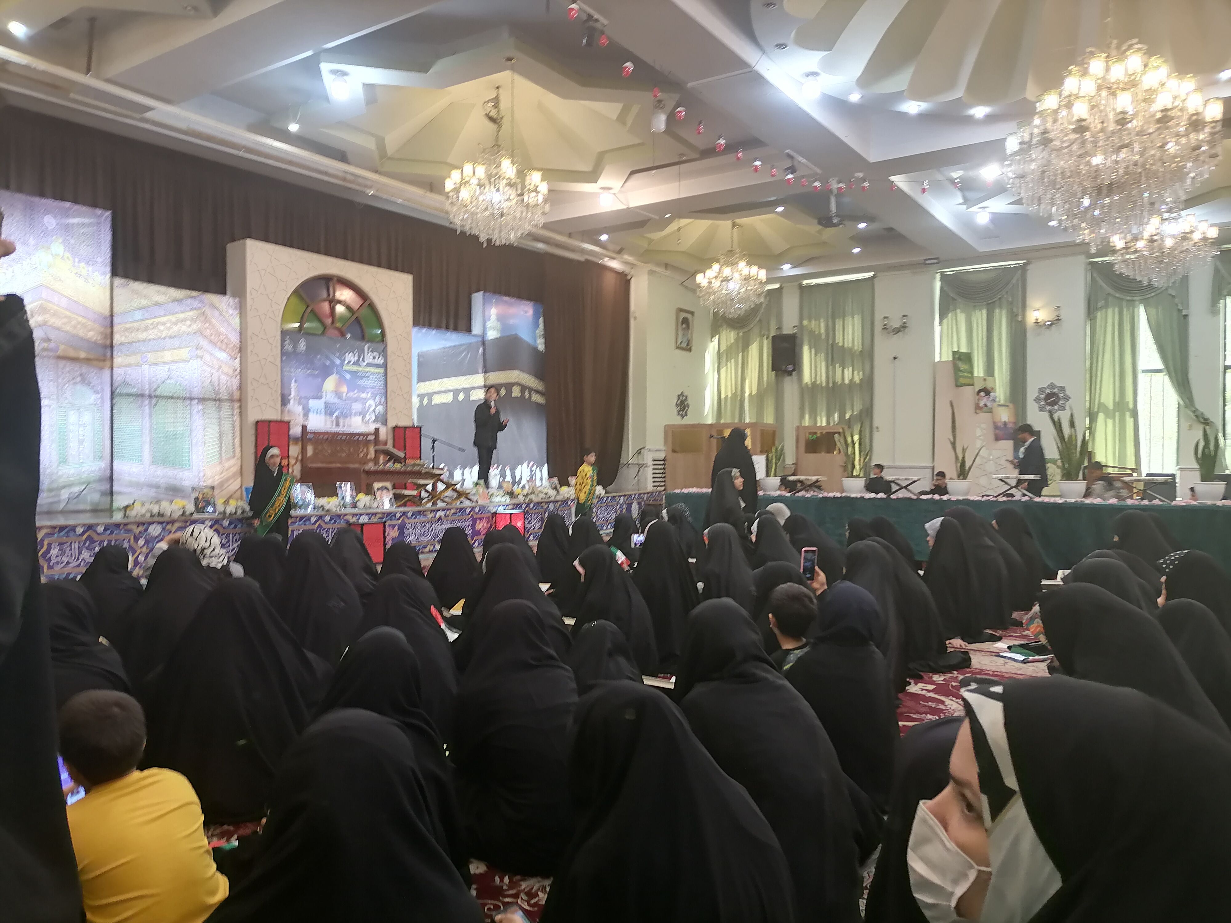 محفل نور در حمایت از دفاع مشروع نیروهای مقاومت سپاه پاسداران