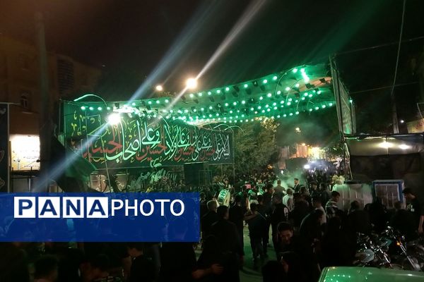 دسته عزاداری حضرت علی‌اکبر(ع) در شب هشتم محرم در پیشوا