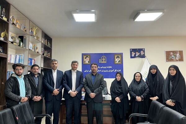 جایگاه معلم در هندسه تربیت اسلامی؛ کانون هدایت‌گری و مسئولیت‌پذیری اجتماعی است