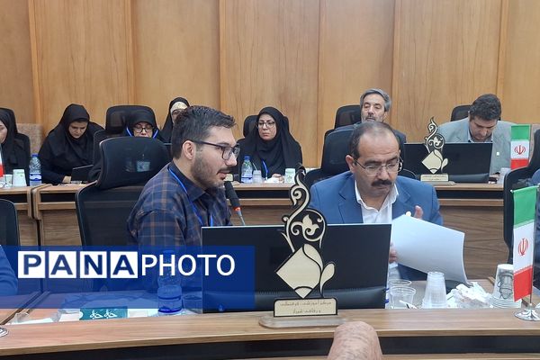 آموزش خانواده مهمترین راه حل در تربیت دانش‌آموزان