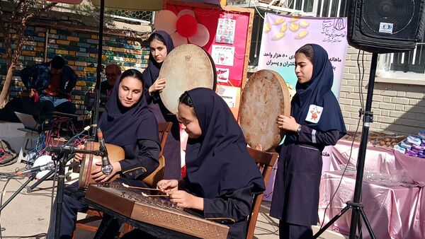 افتتاحیه طرح آهن یاری در دبیرستان کوثر فرهنگیان